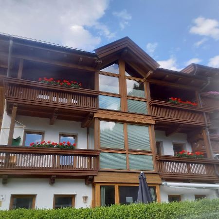 Haus Anna Lena Apartment Langenfeld Bagian luar foto